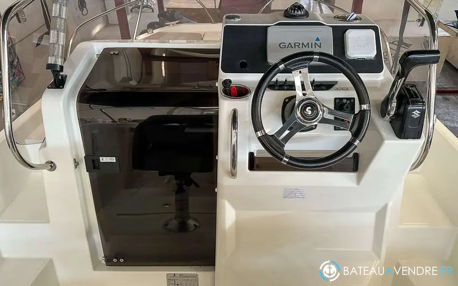 slider 5 Beneteau Flyer 6 SUNdeck