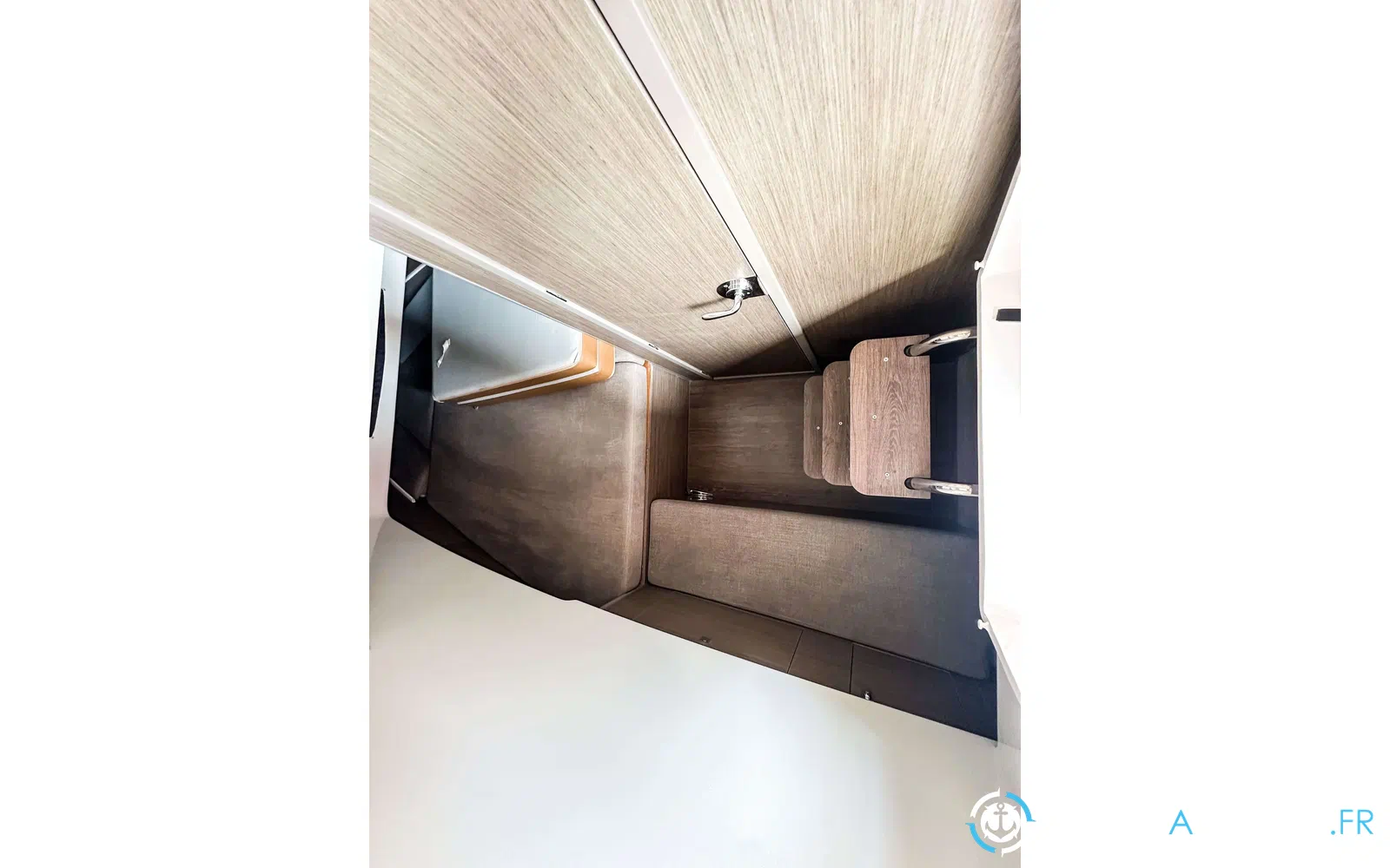 slider 1 Beneteau Flyer 9 Spacedeck