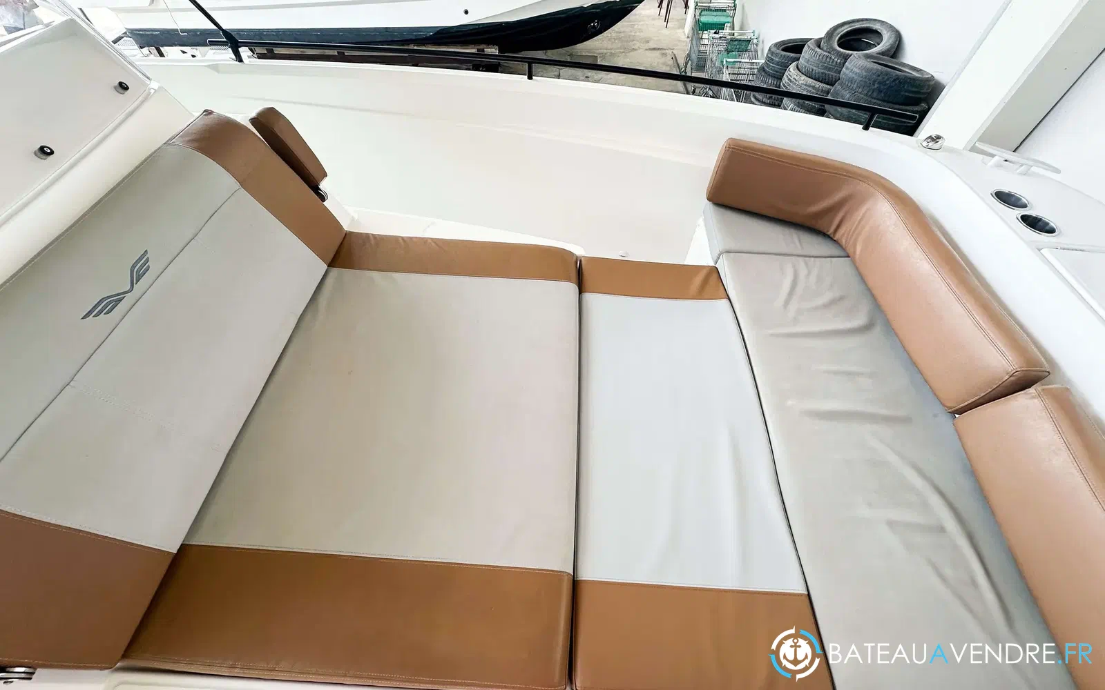 slider 28 Beneteau Flyer 9 Spacedeck