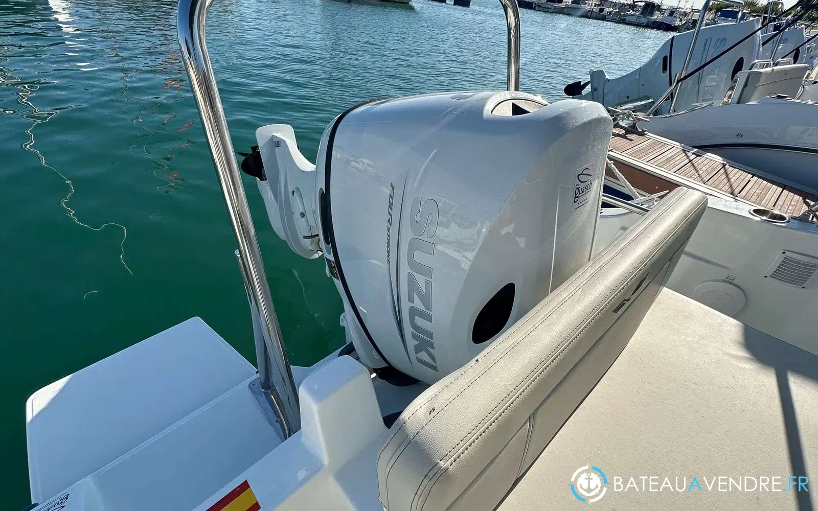 slider 3 Beneteau Flyer 6 SUNdeck