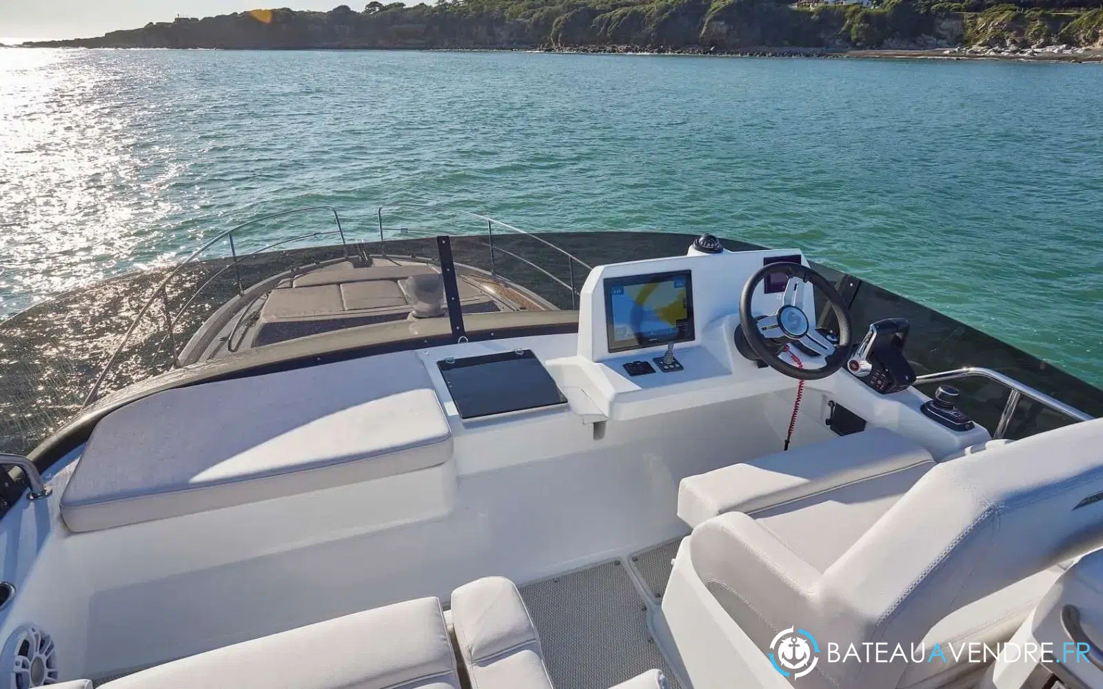 slider 28 Beneteau Antares 12