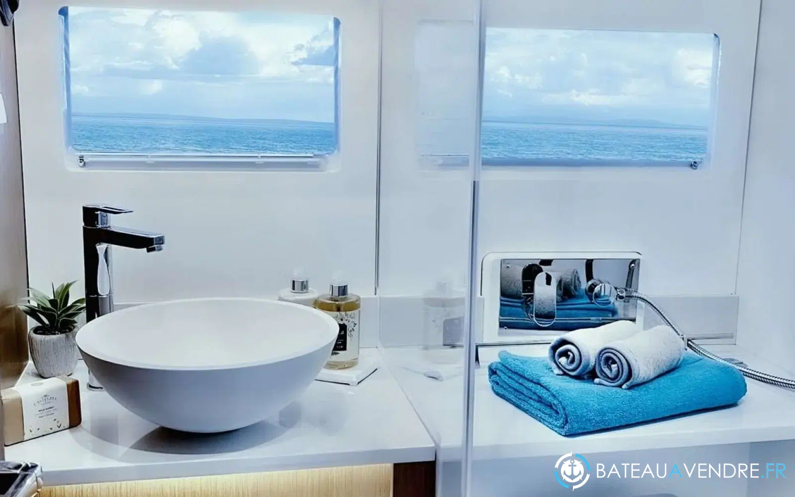 slider 5 Beneteau Antares 12