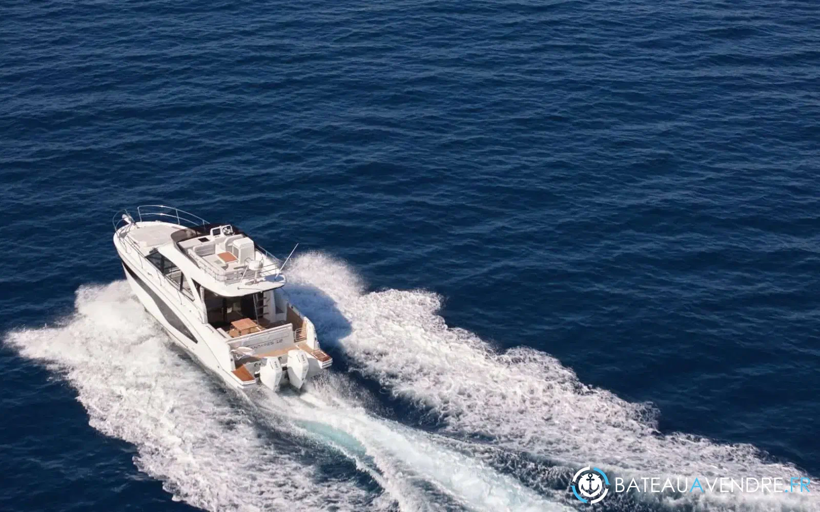 slider 8 Beneteau Antares 12