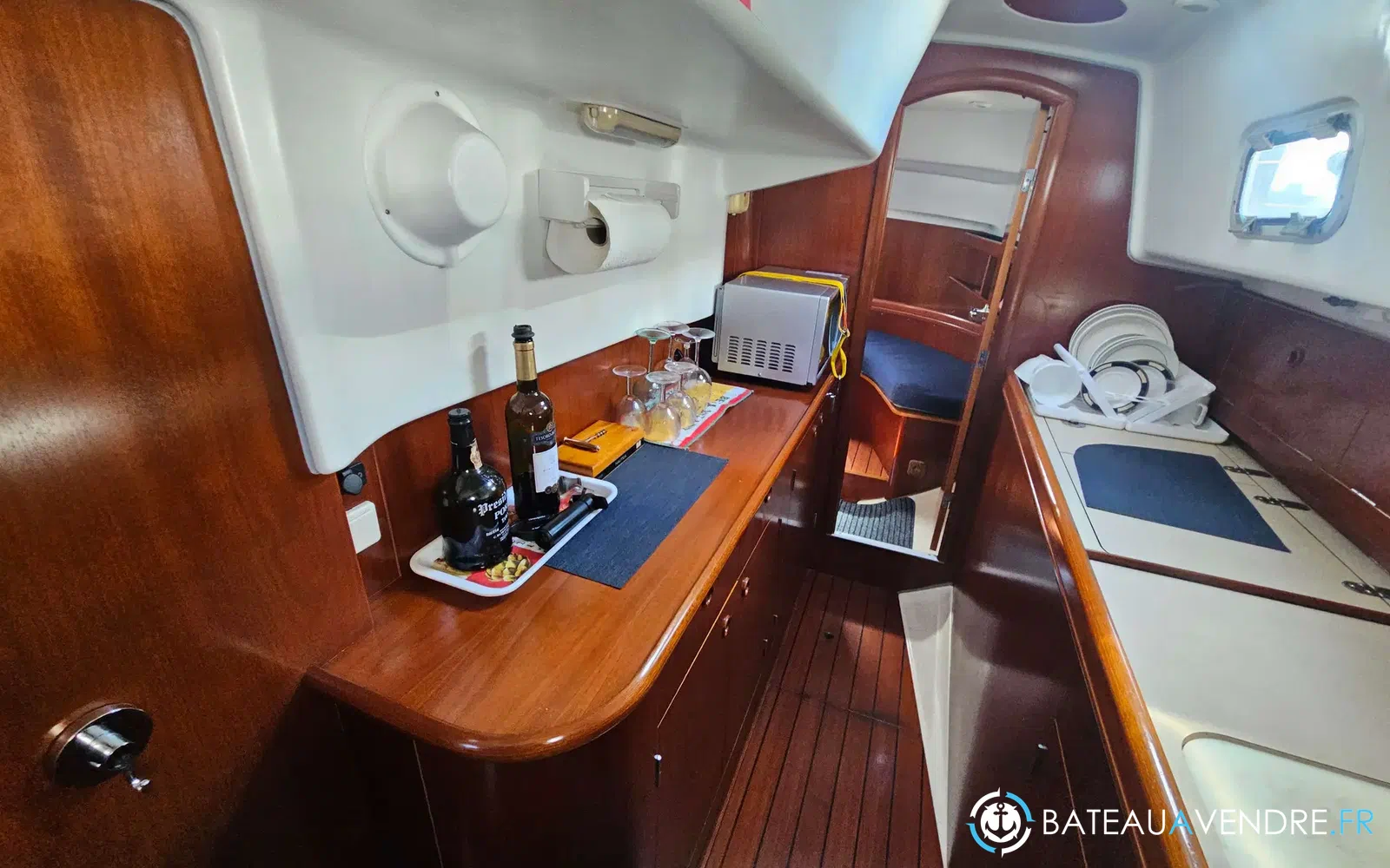 slider 10 Beneteau Oceanis 36 CC