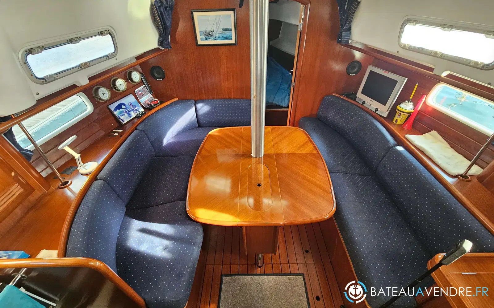 slider 8 Beneteau Oceanis 36 CC