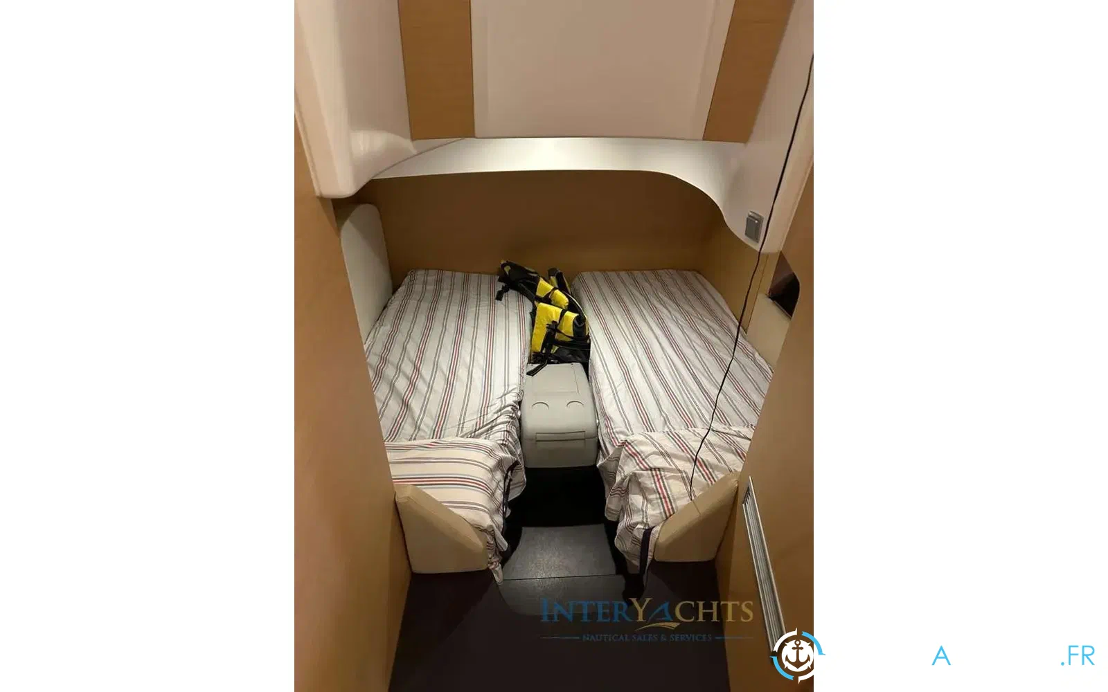 slider 12 Beneteau Monte Carlo 37