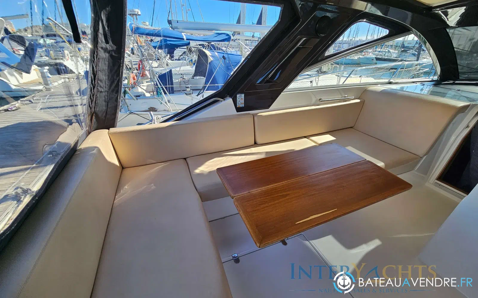 slider 20 Sealine SC 35