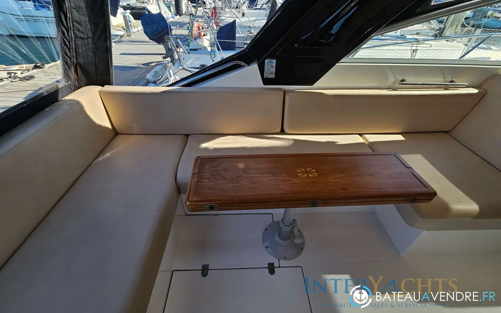 slider 41 Sealine SC 35