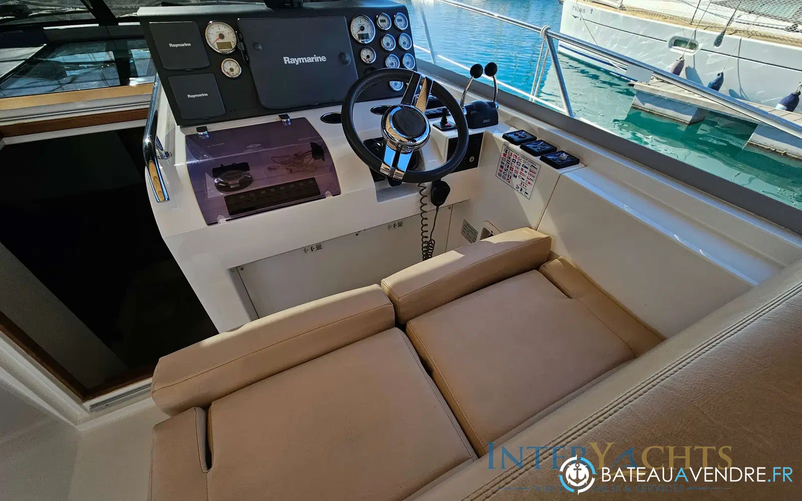 slider 57 Sealine SC 35