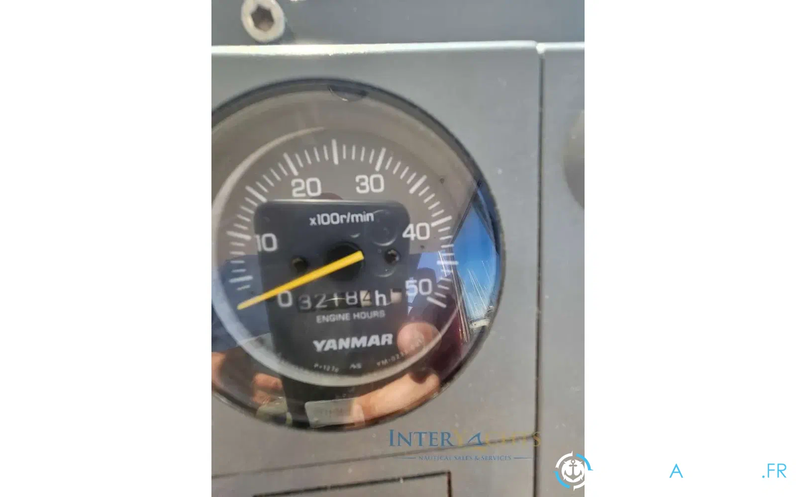 slider 10 Faeton 780 Moraga