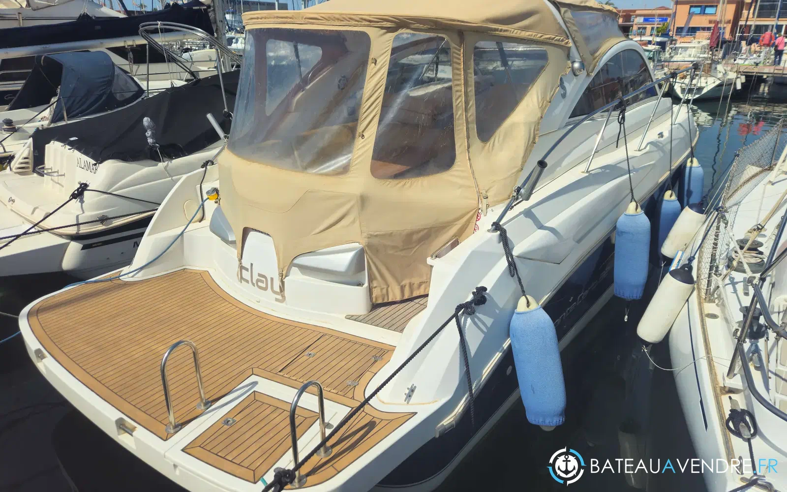 slider 12 Beneteau Monte Carlo 32