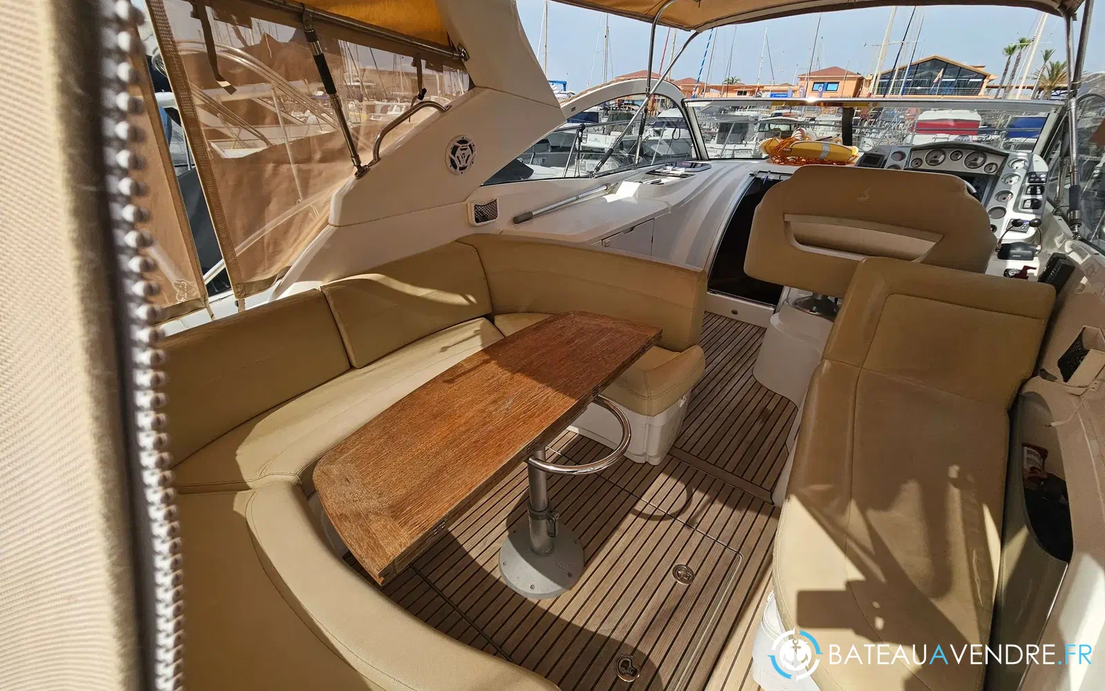 slider 5 Beneteau Monte Carlo 32