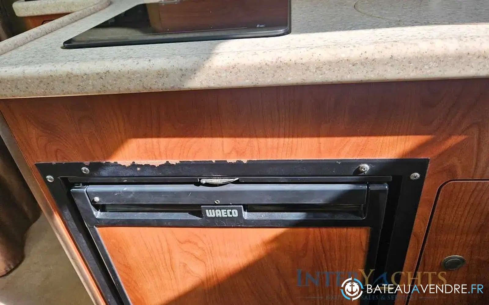 slider 15 Rinker 260