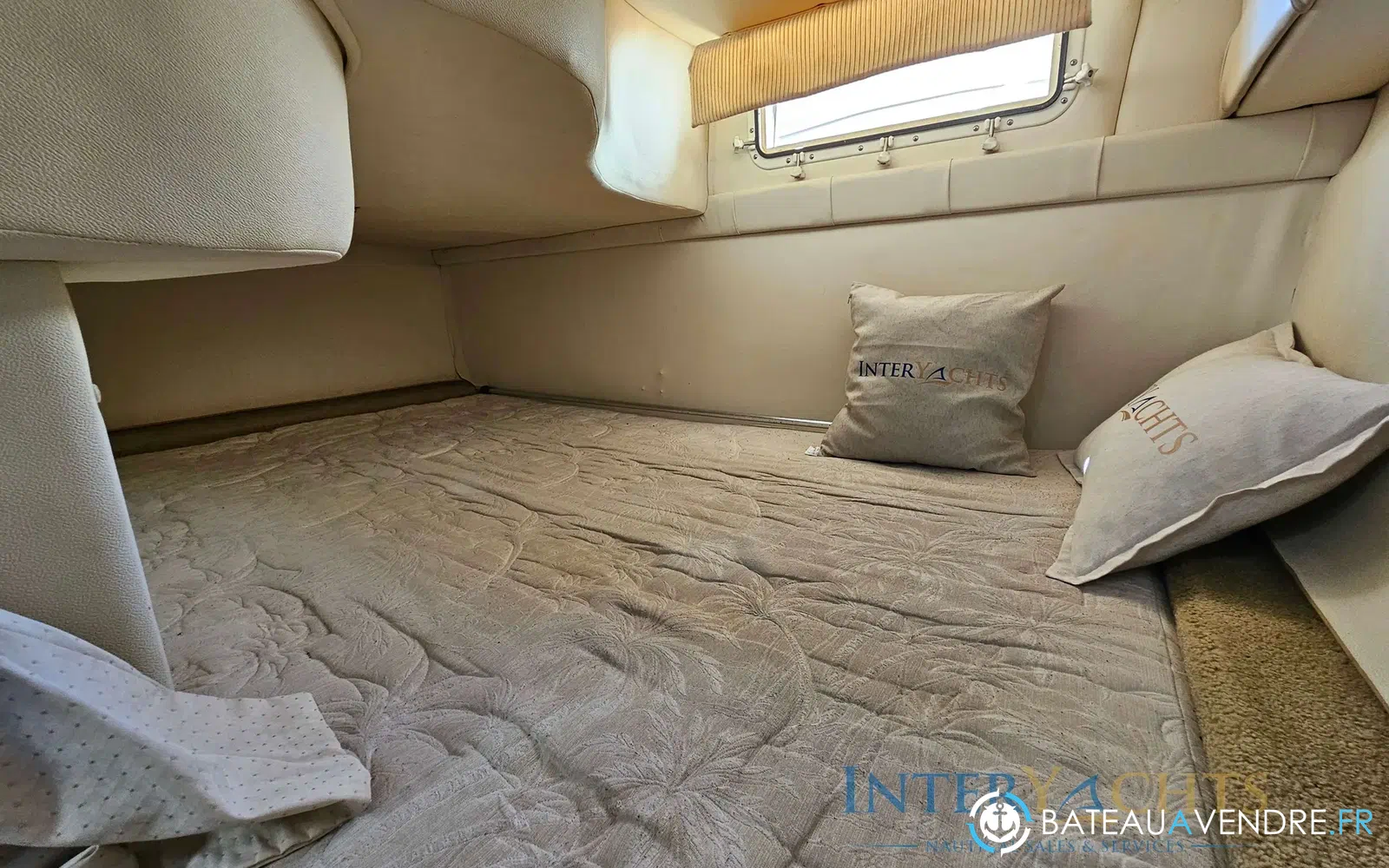 slider 19 Larson 240 Cabrio