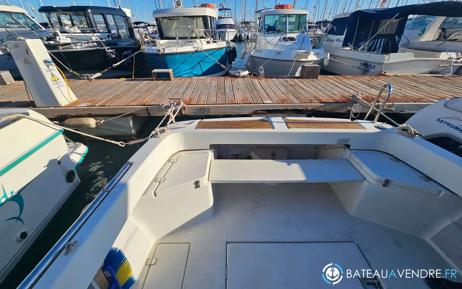 slider 2 Arvor 20