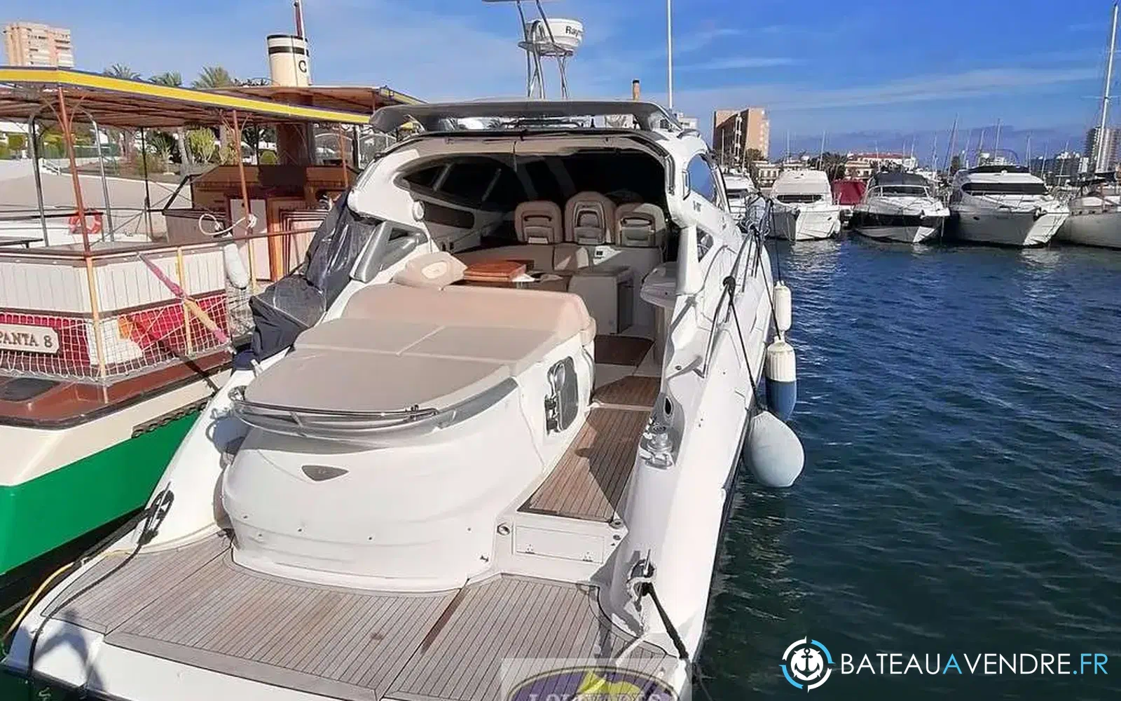 slider 2 Cranchi Mediterranee 47 Hard Top