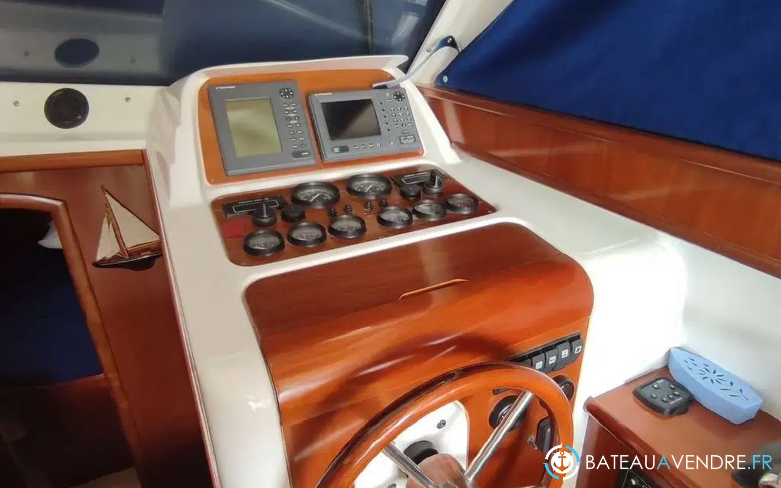 slider 12 Beneteau Antares 10.80 Fly
