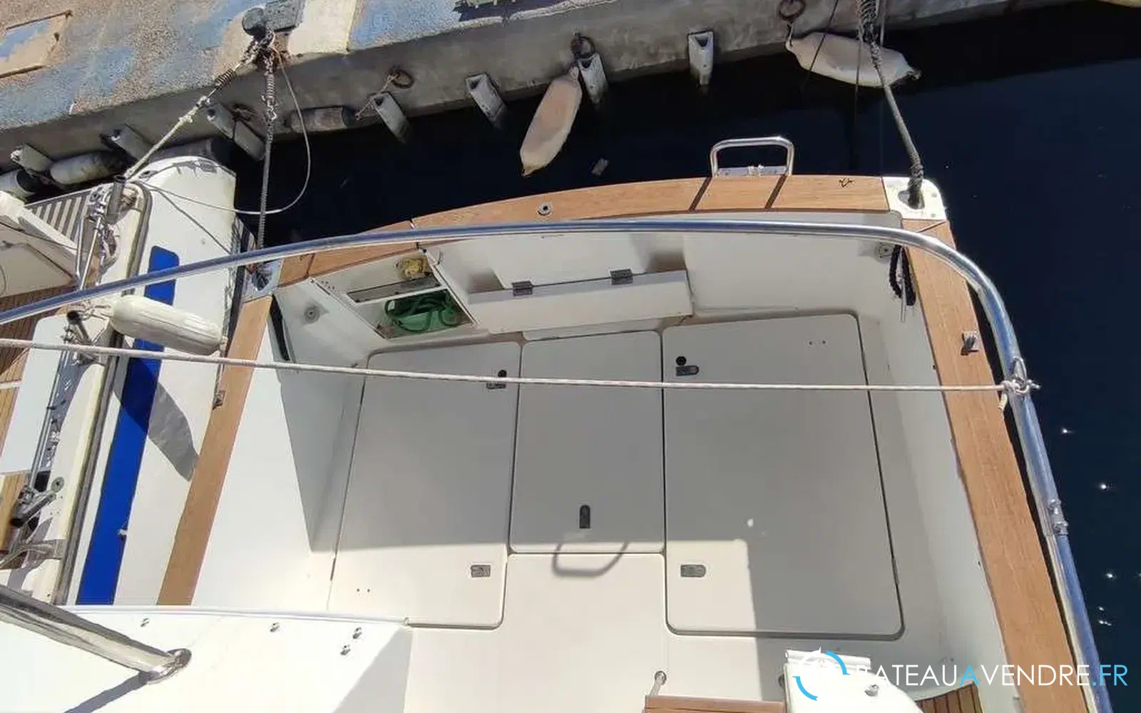 slider 6 Beneteau Antares 10.80 Fly