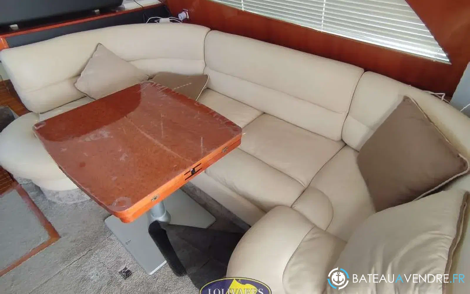 slider 10 Fairline Phantom 40