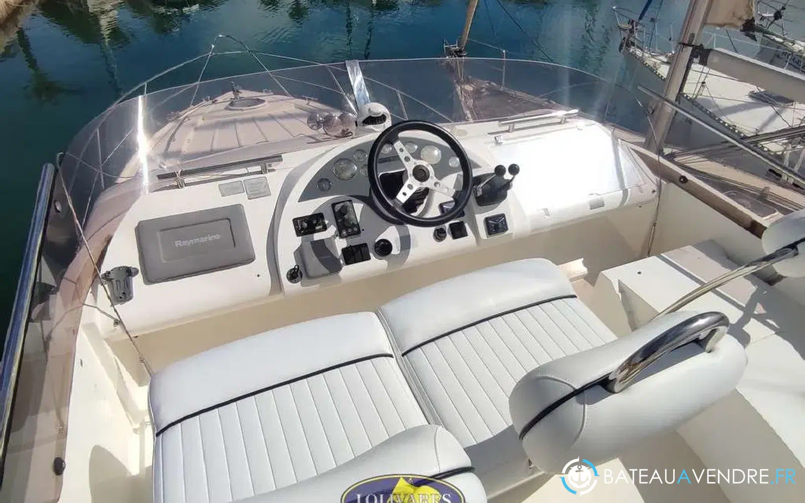 slider 14 Fairline Phantom 40