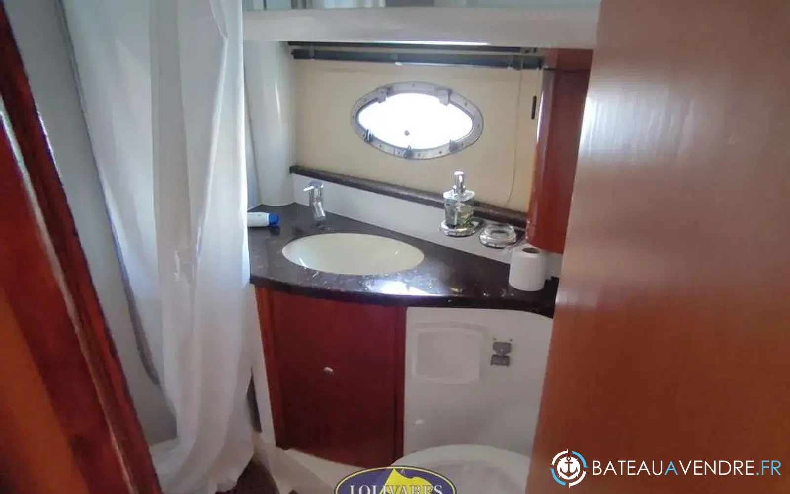 slider 19 Fairline Phantom 40