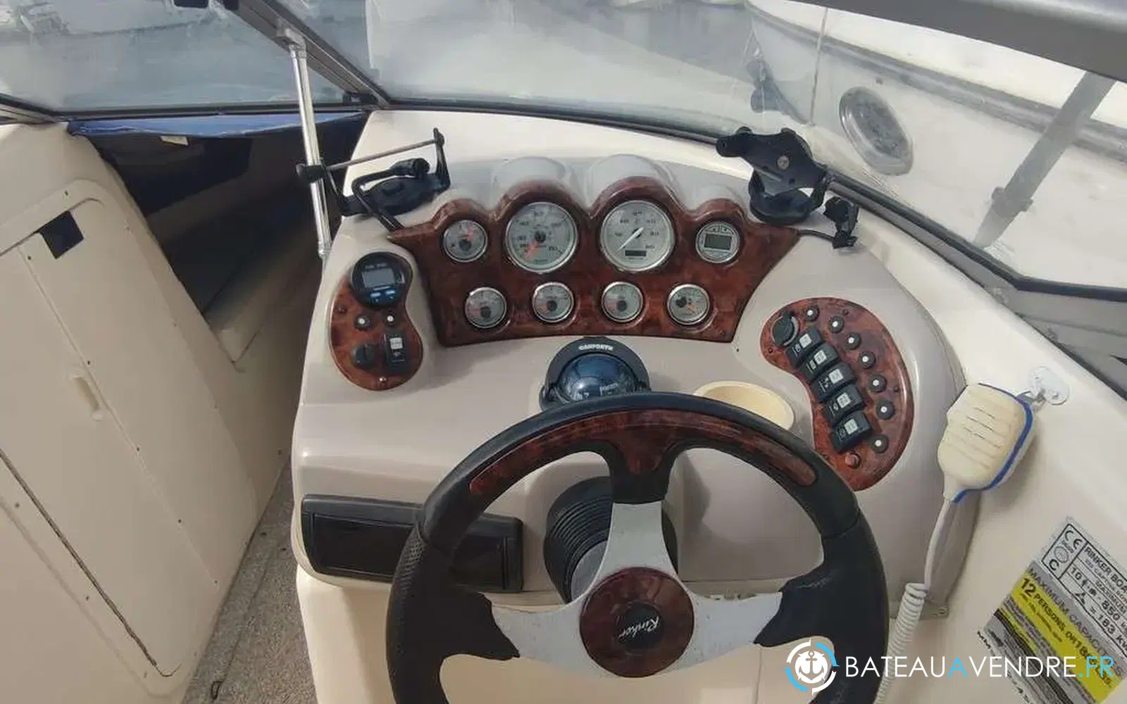slider 8 Rinker 232 Captiva
