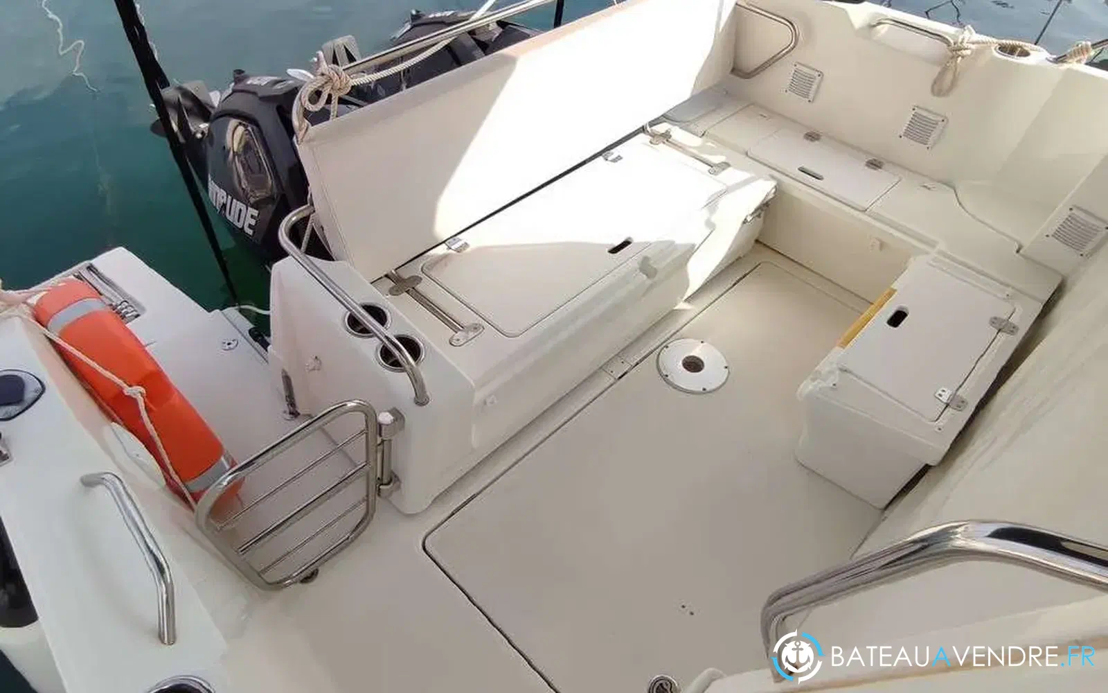 slider 10 Beneteau Antares Serie 9