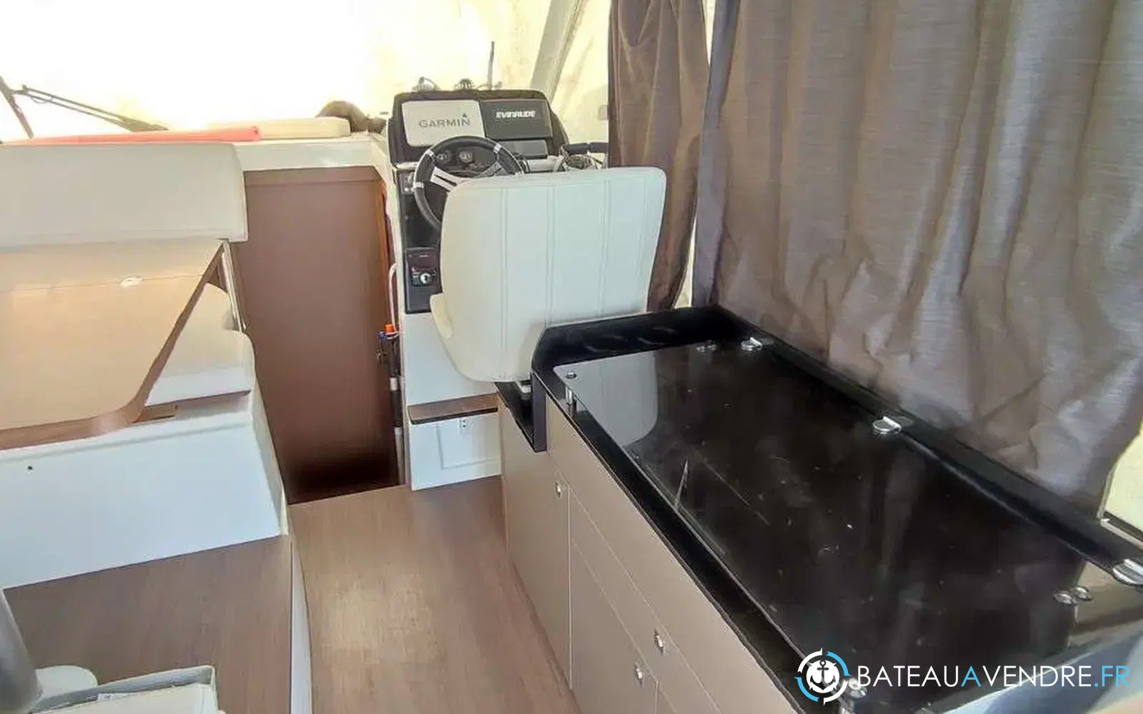 slider 2 Beneteau Antares Serie 9