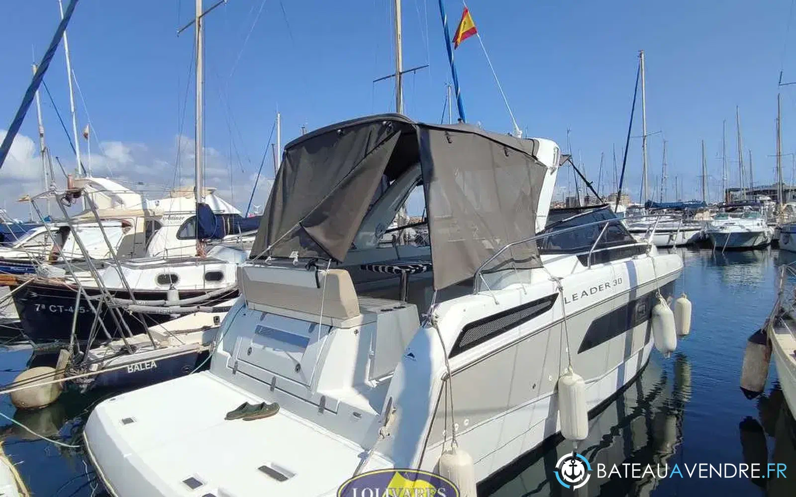 slider 0 Jeanneau Leader 30