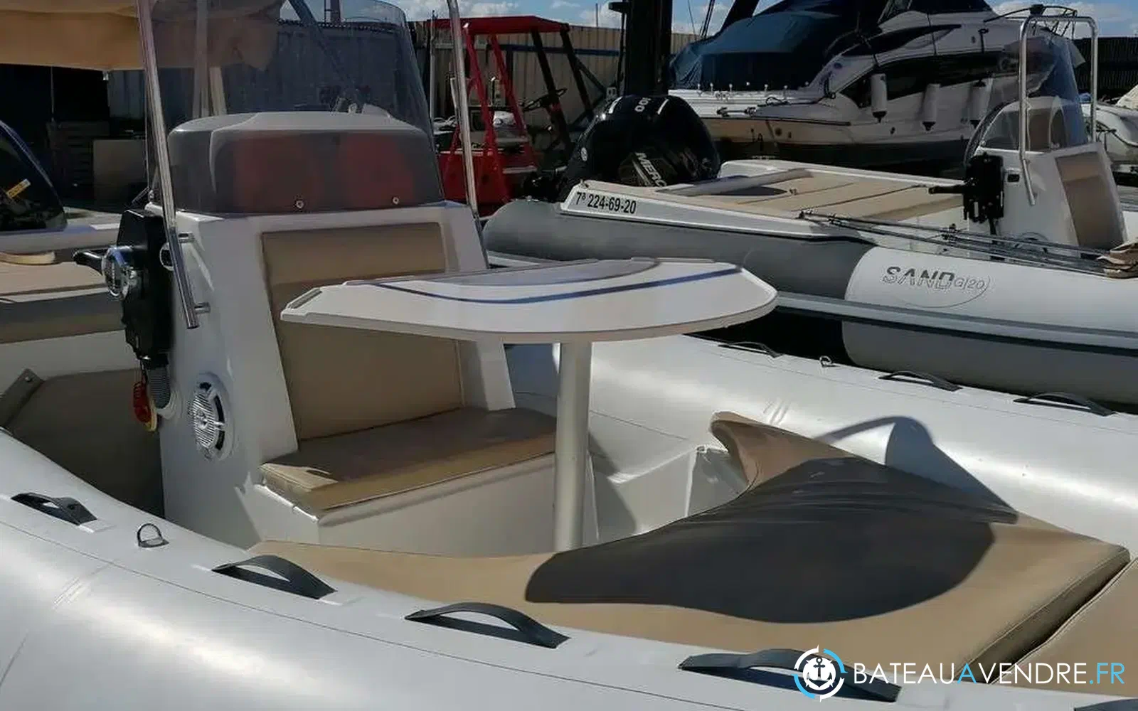 slider 12 Sand Boats G20