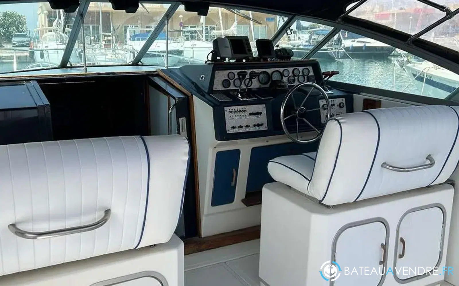 slider 11 Sea Ray 340 Express Cruiser