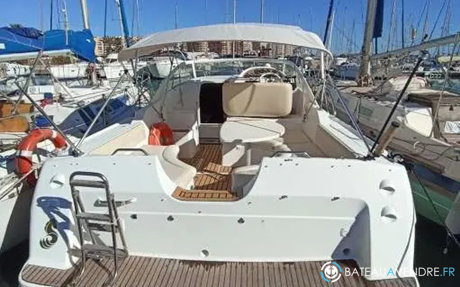 slider 1 Beneteau Flyer Viva 9.20