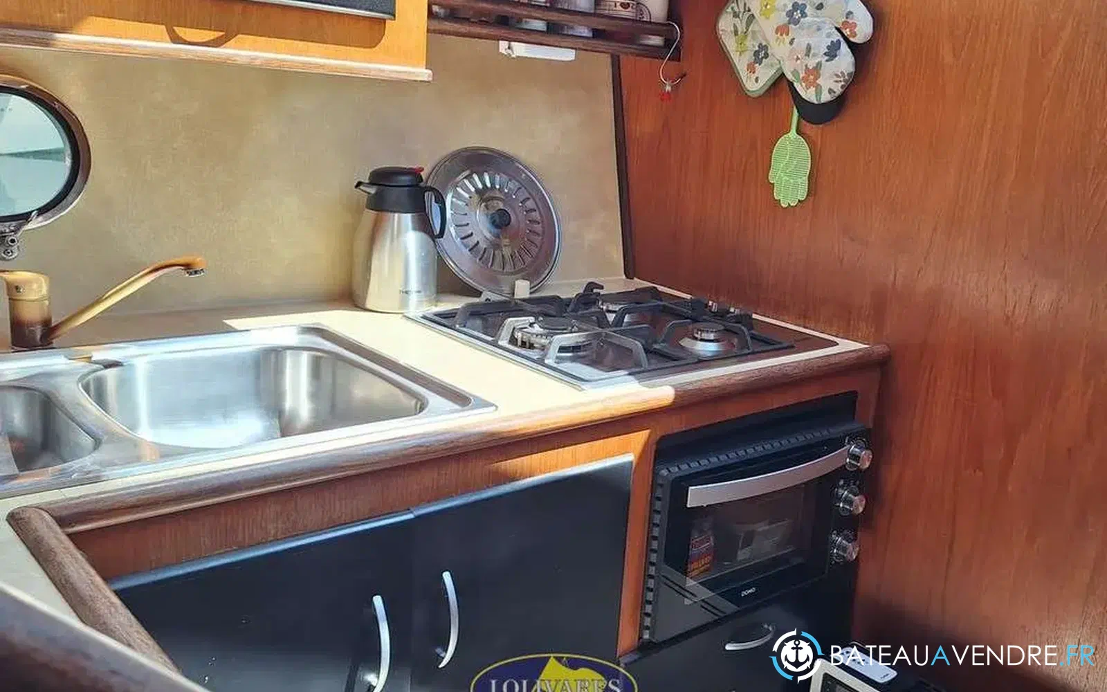 slider 10 Fairline 43 Fly