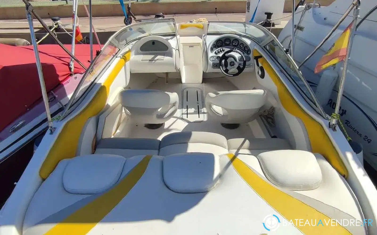 slider 2 Mariah Boats Bow Rider SX 18