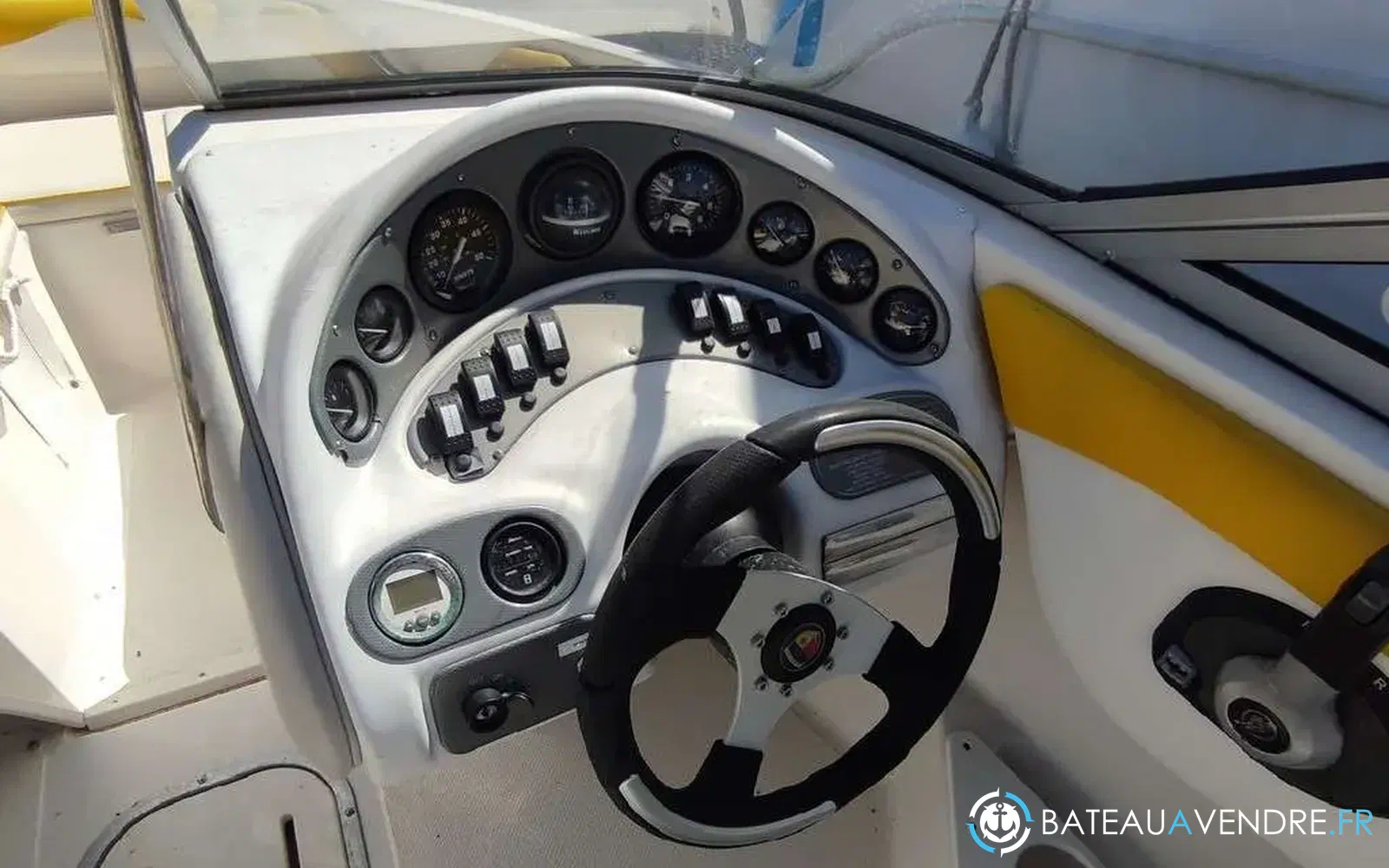 slider 8 Mariah Boats Bow Rider SX 18