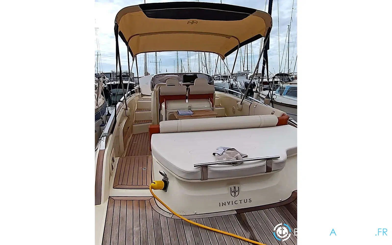 slider 5 Invictus 280 GT