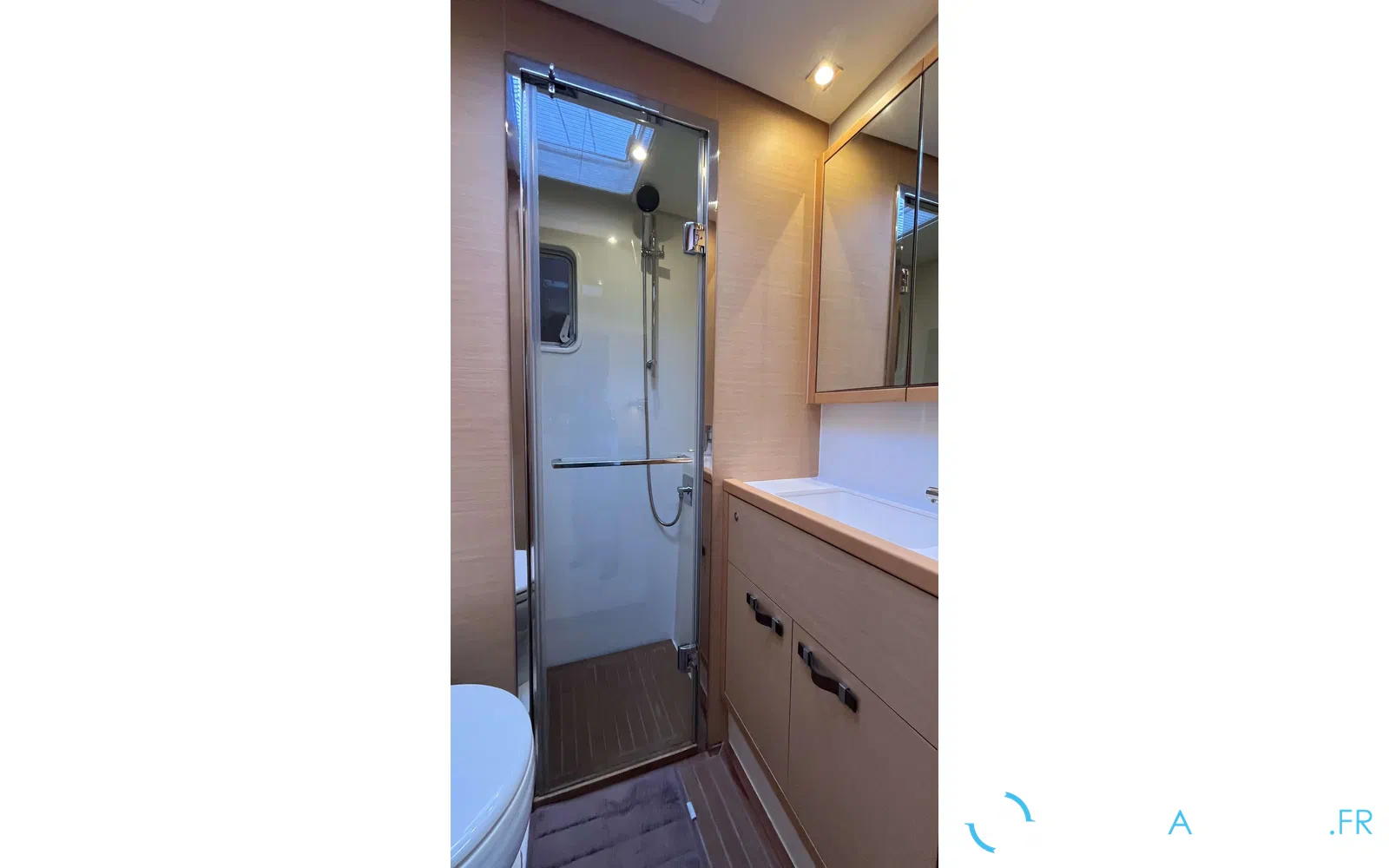 slider 24 Lagoon 620