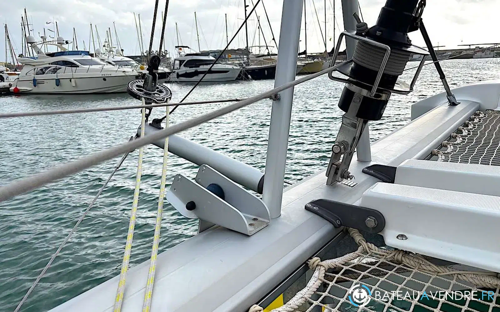 slider 13 Lagoon 46