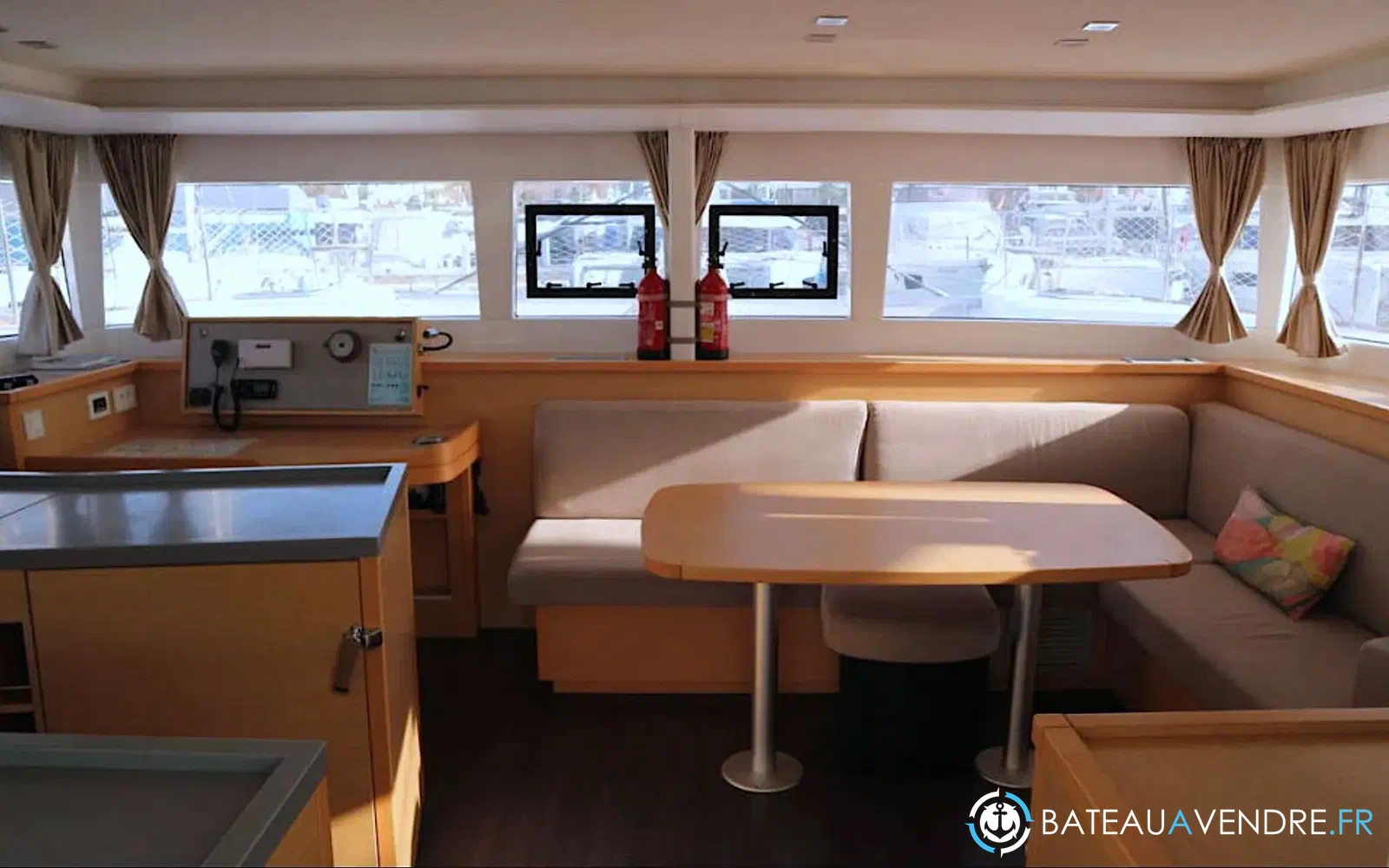 slider 11 Lagoon 450 Sport Top