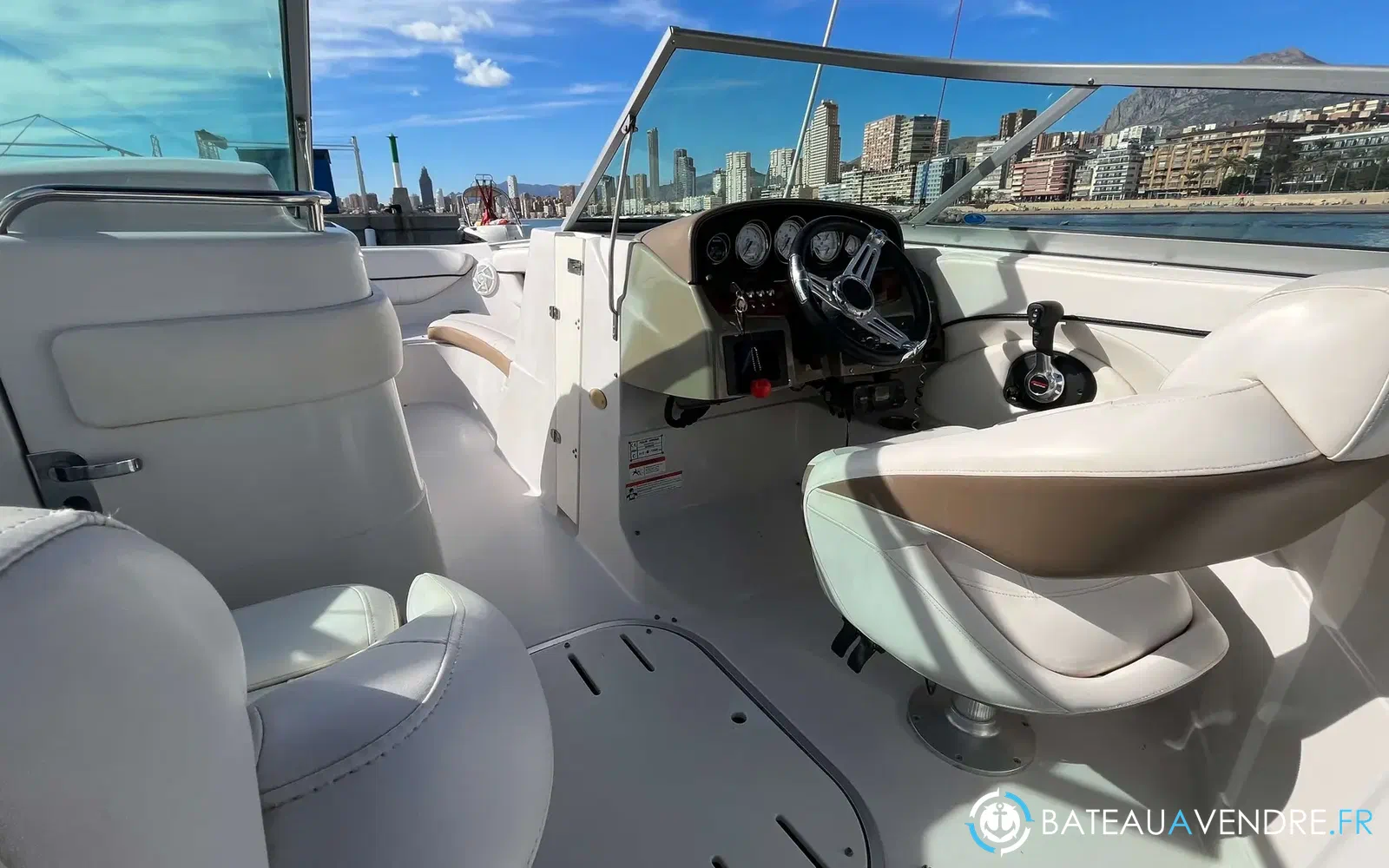 slider 21 Four Winns Horizon 260