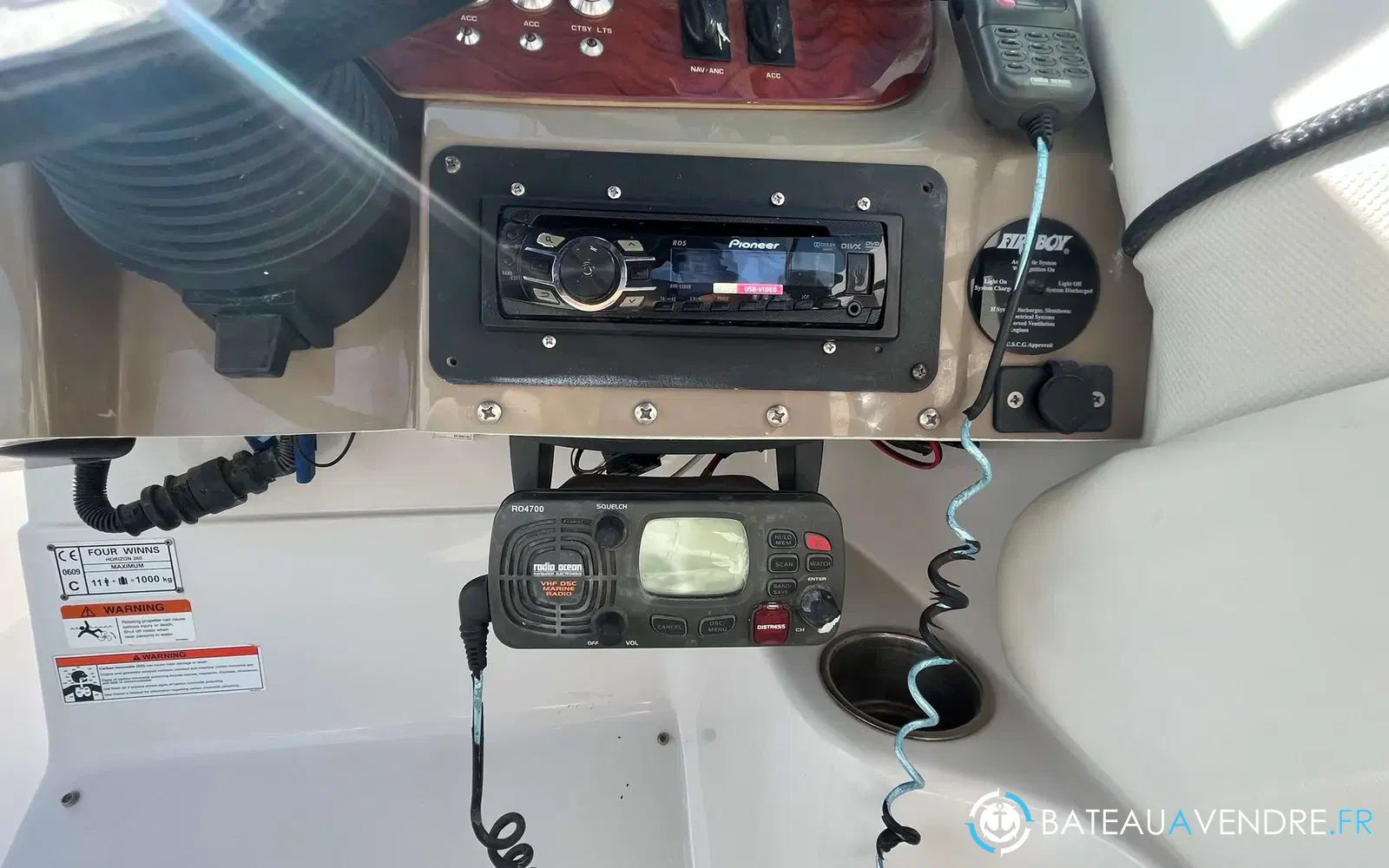 slider 3 Four Winns Horizon 260