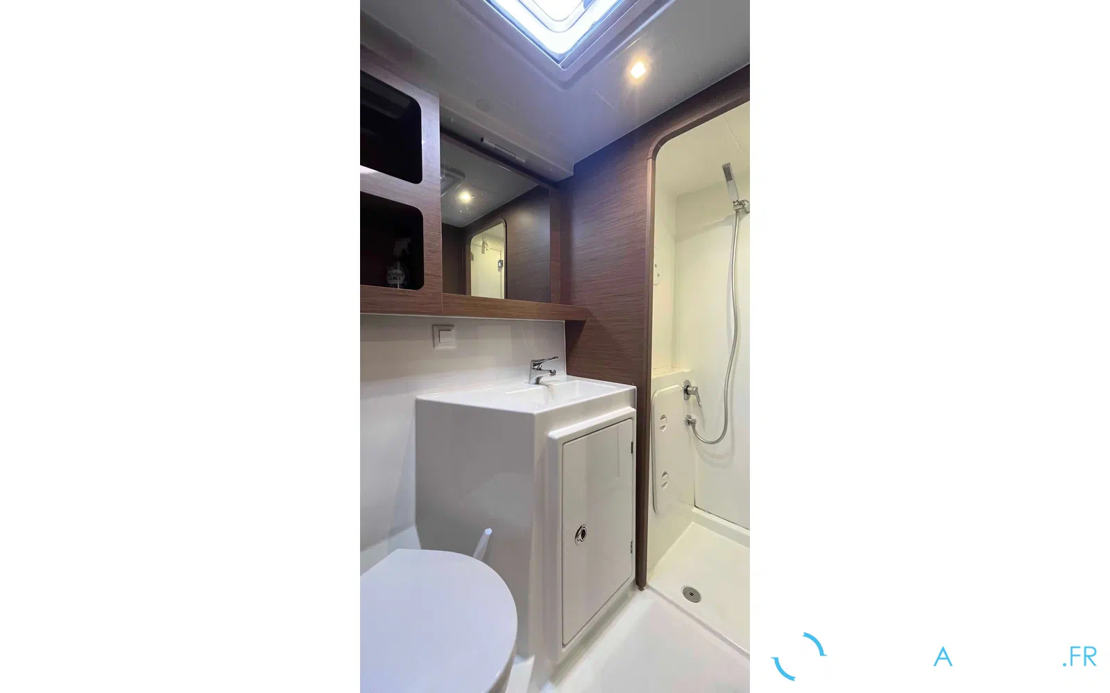 slider 13 Lagoon 42
