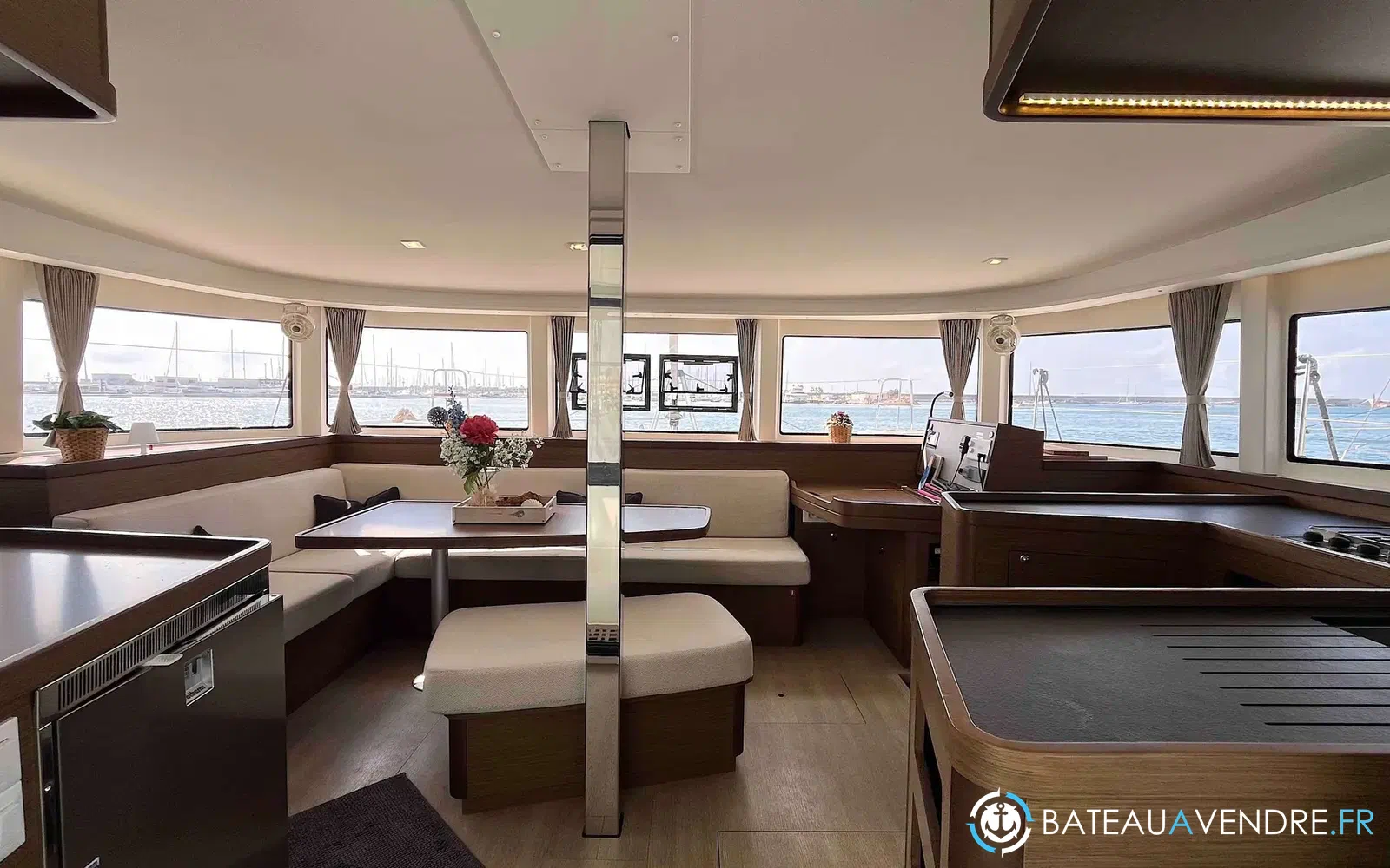 slider 31 Lagoon 42