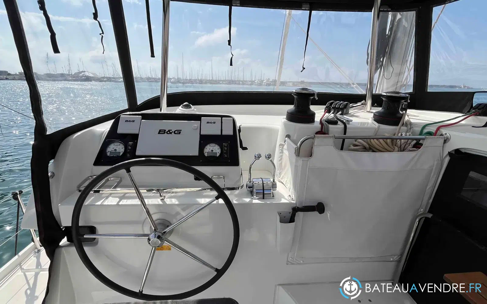 slider 33 Lagoon 42