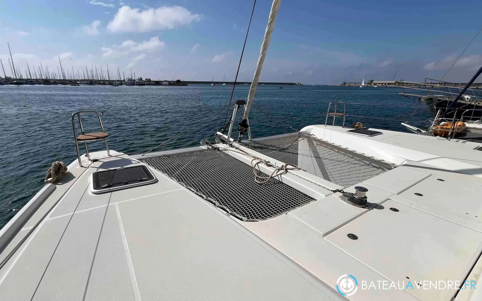 slider 6 Lagoon 42
