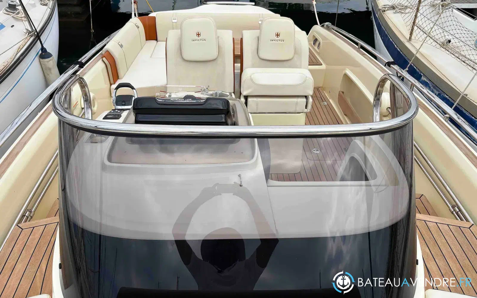 slider 9 Invictus 280 GT