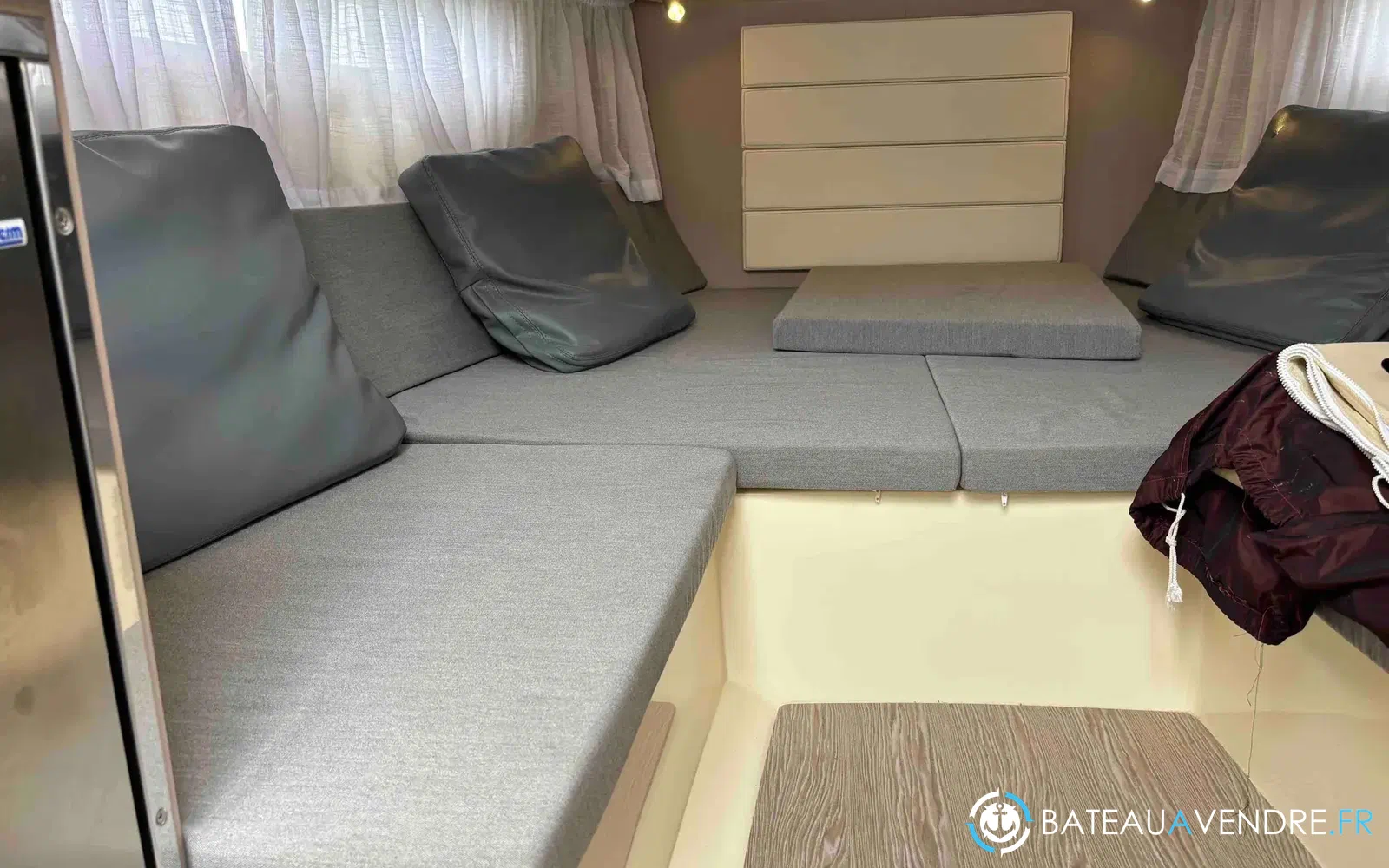 slider 16 Invictus 280 GT