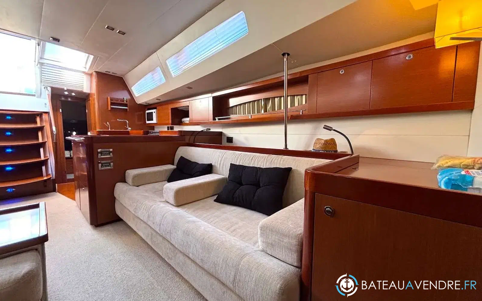 slider 18 Beneteau Oceanis 58