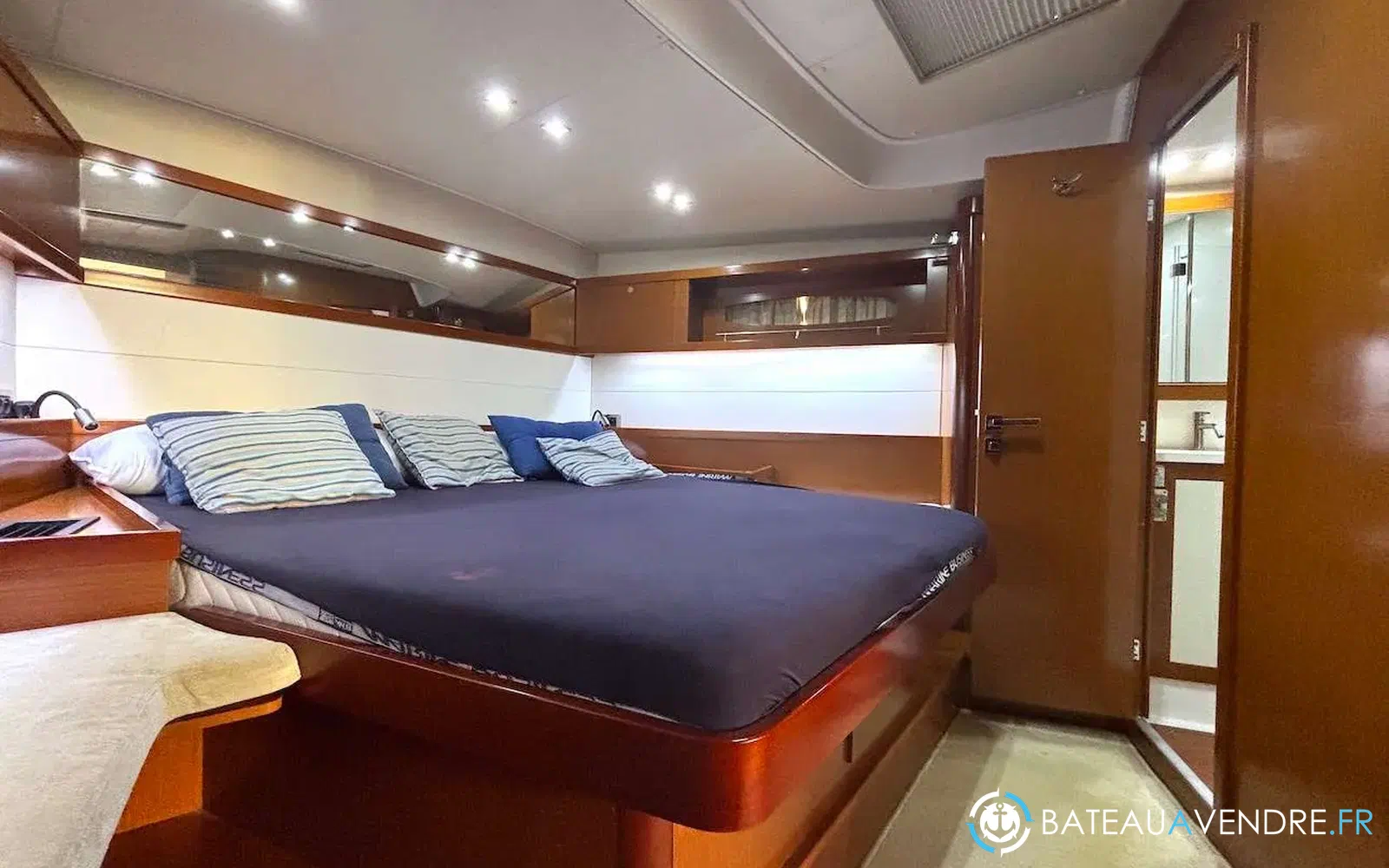 slider 8 Beneteau Oceanis 58