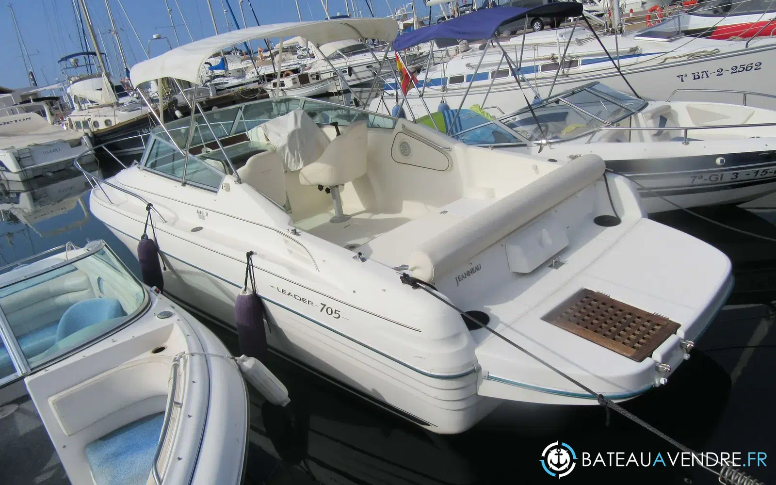 slider 0 Jeanneau Leader 705